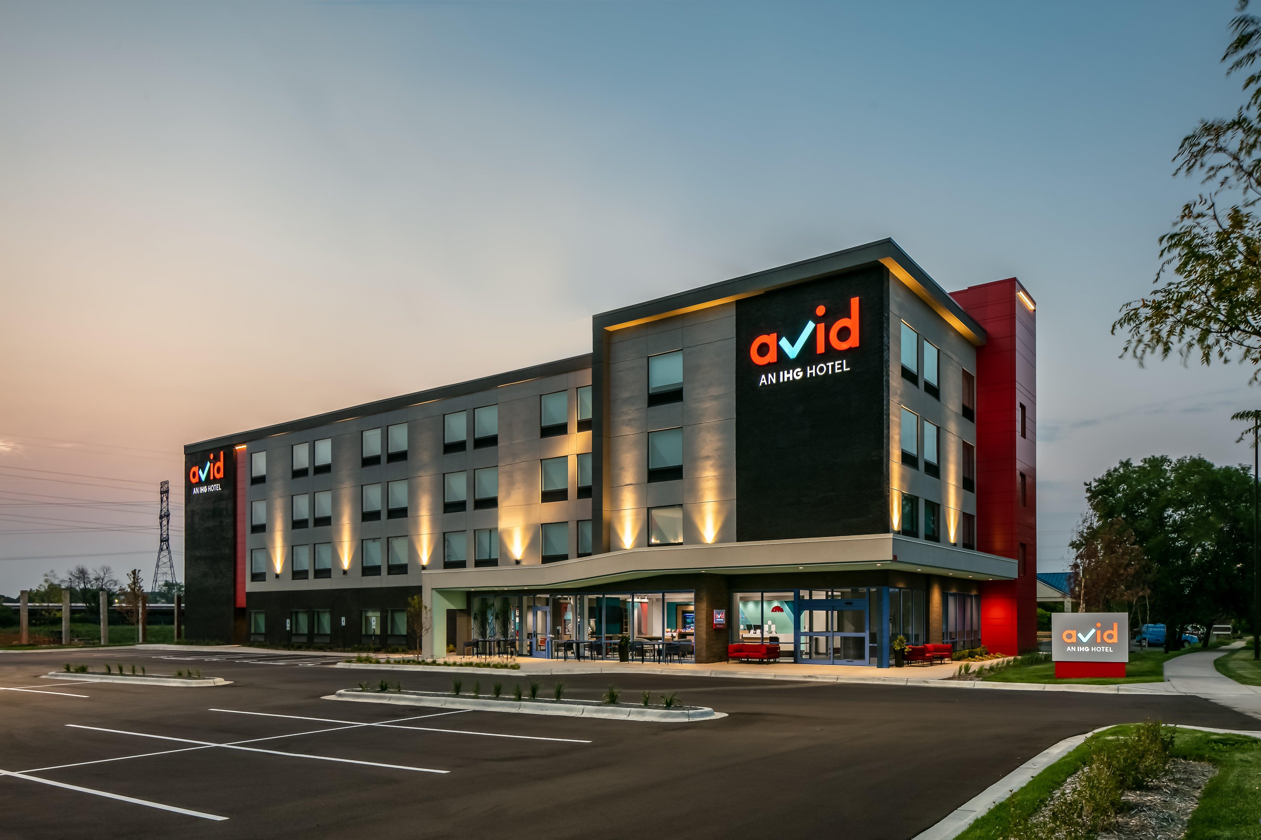 Avid Hotels - Roseville - Minneapolis North, An Ihg Hotel Ngoại thất bức ảnh